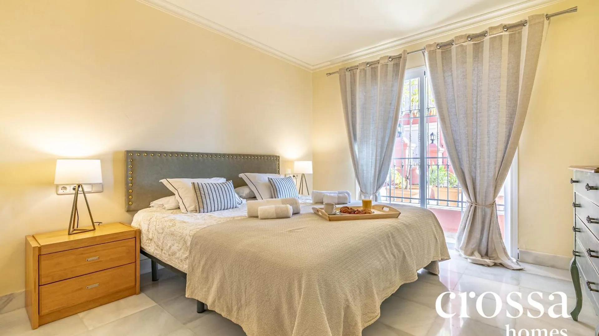 Elegant Golf Apt, Peace, Pool, Panoramic Views Malaga